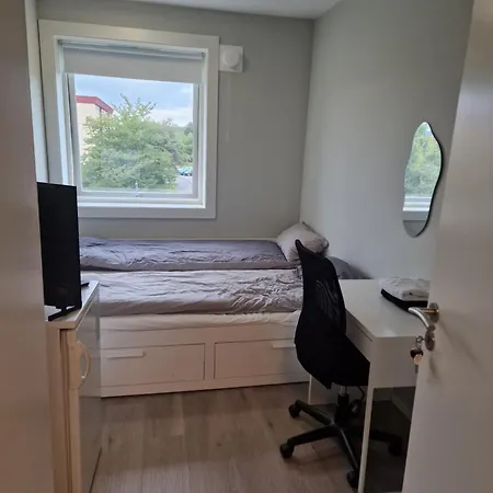 Privat Room In Shared 3 Rooms Apartment Manglerud Oslo Exterior photo