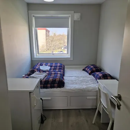 Privat Room In Shared 3 Rooms Apartment Manglerud Oslo Exterior photo