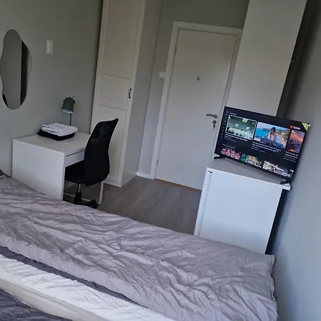 Privat Room In Shared 3 Rooms Apartment Manglerud Oslo Exterior photo